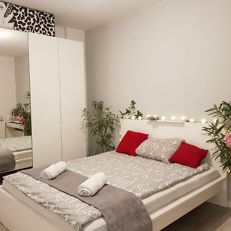Apartmán Whitedreams Lodž Exteriér fotografie