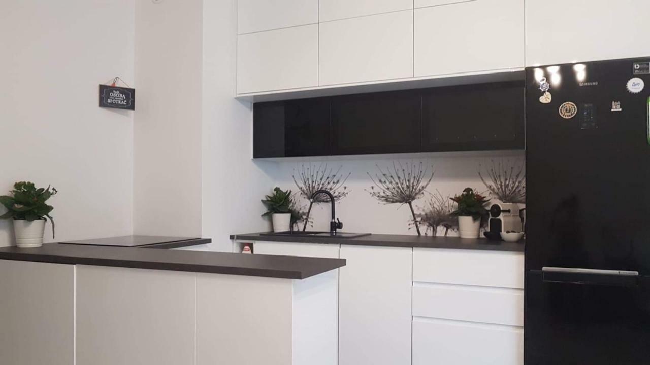 Apartmán Whitedreams Lodž Exteriér fotografie